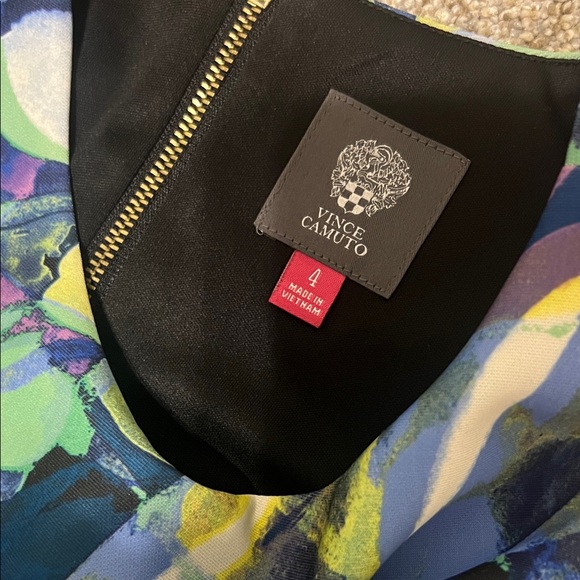 Vince Camuto floral shift dress sz 4 - Picture 2 of 5